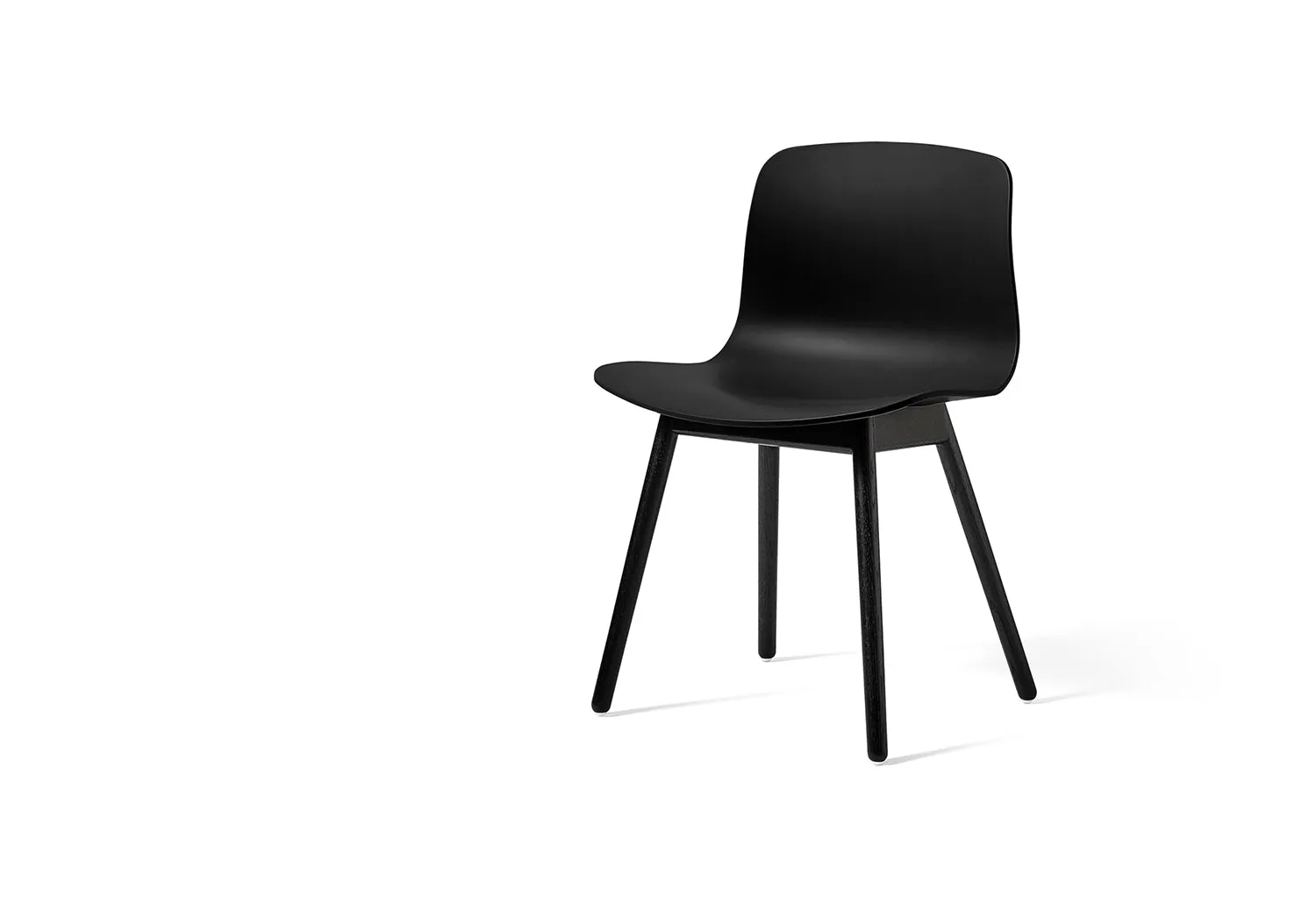 AAC 12 Chair