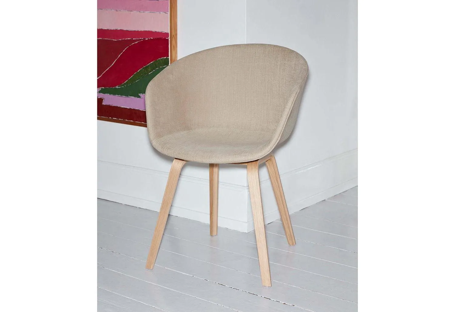 AAC 23 Chair