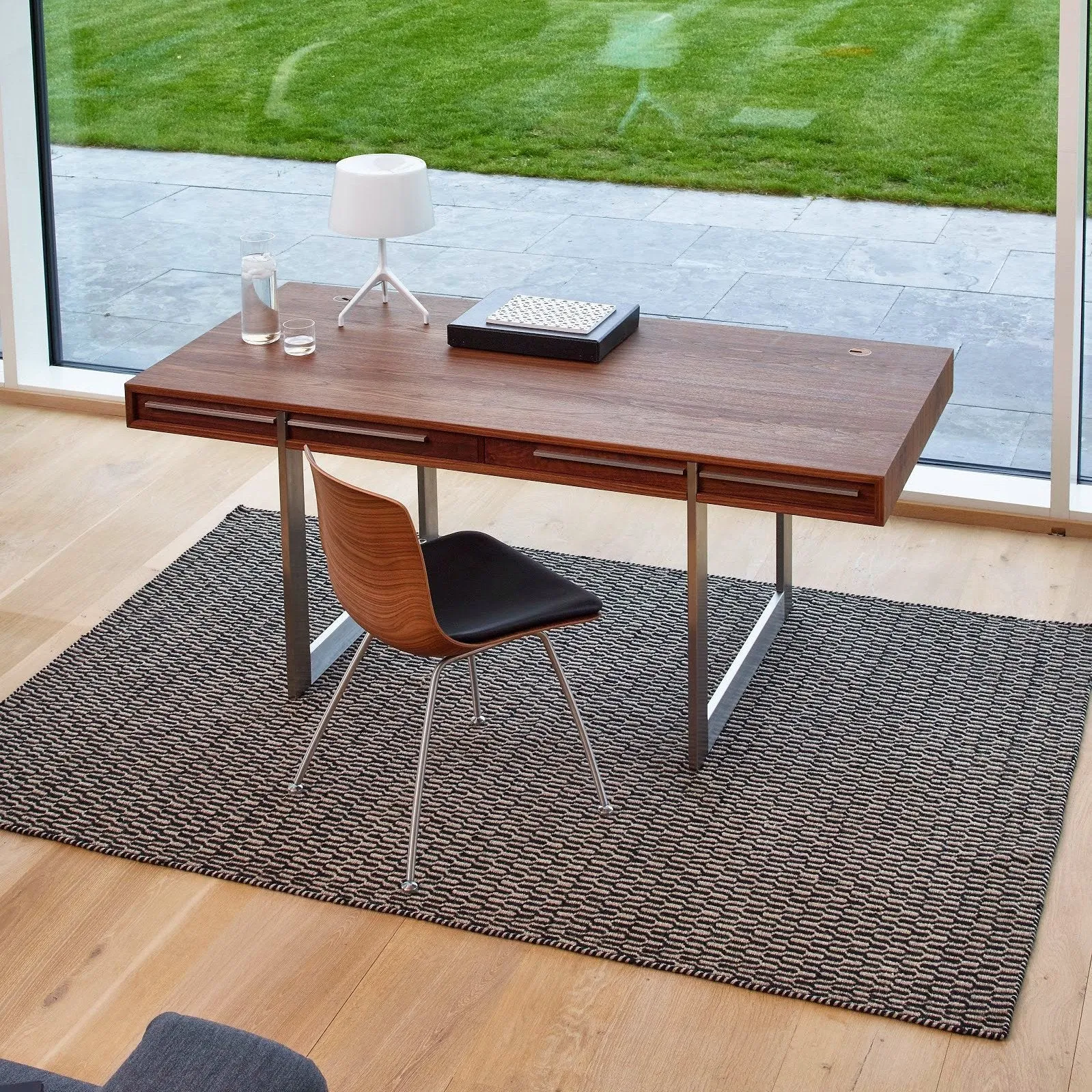 AK1340 Desk