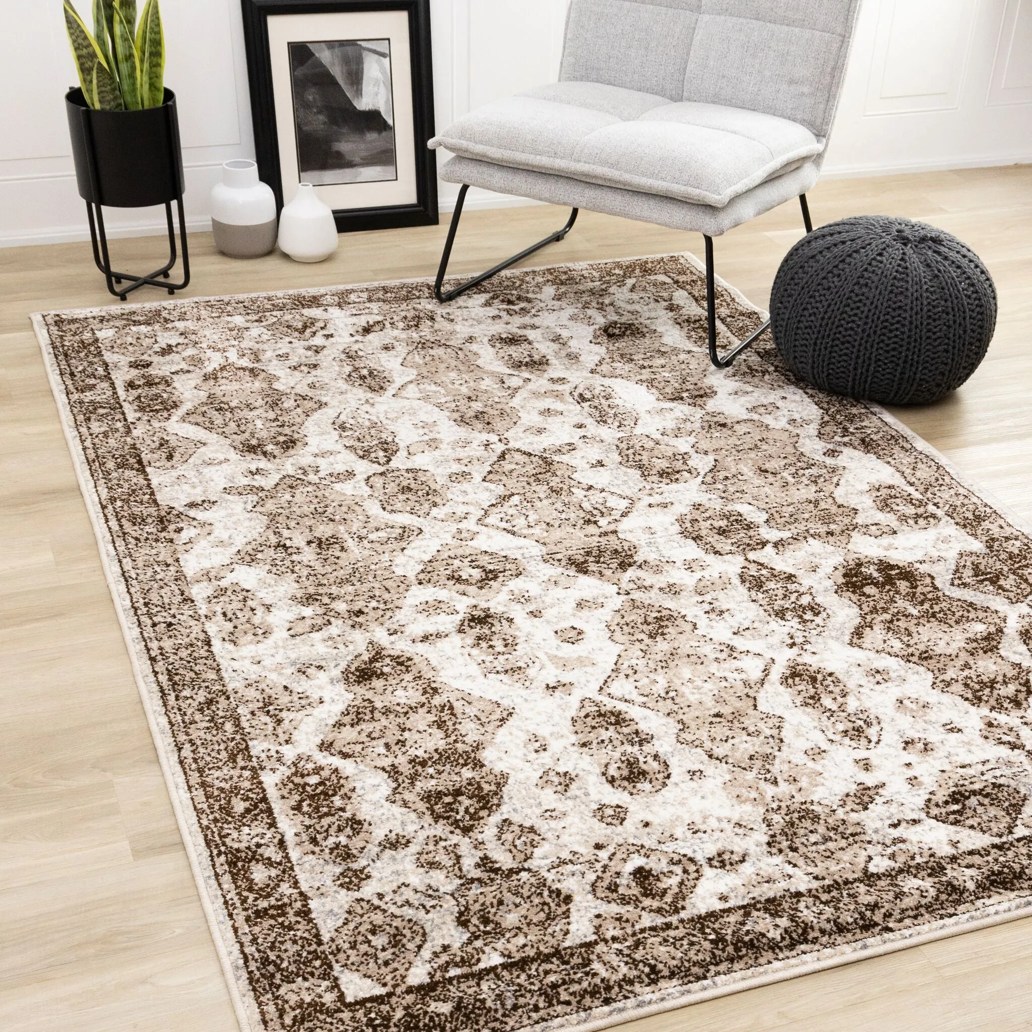 Antique Charm 6'7" x 9'6" Distressed Classic Area Rug - Brown, Grey, White