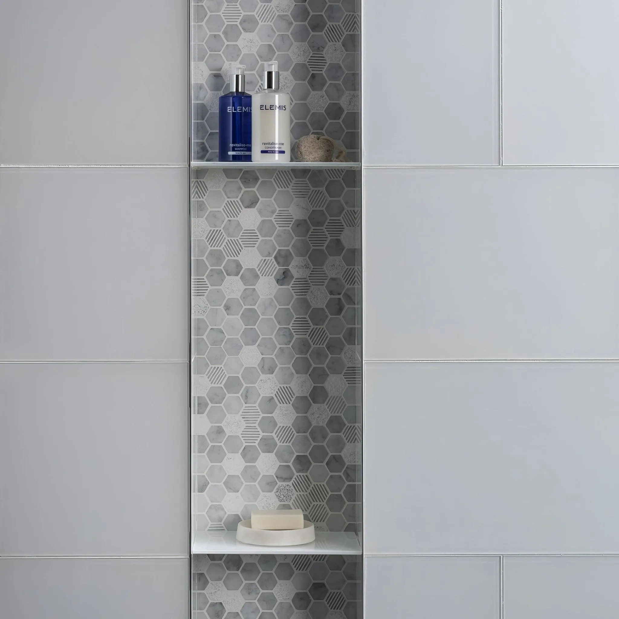 Arctic Clear Glass 600 x 300mm