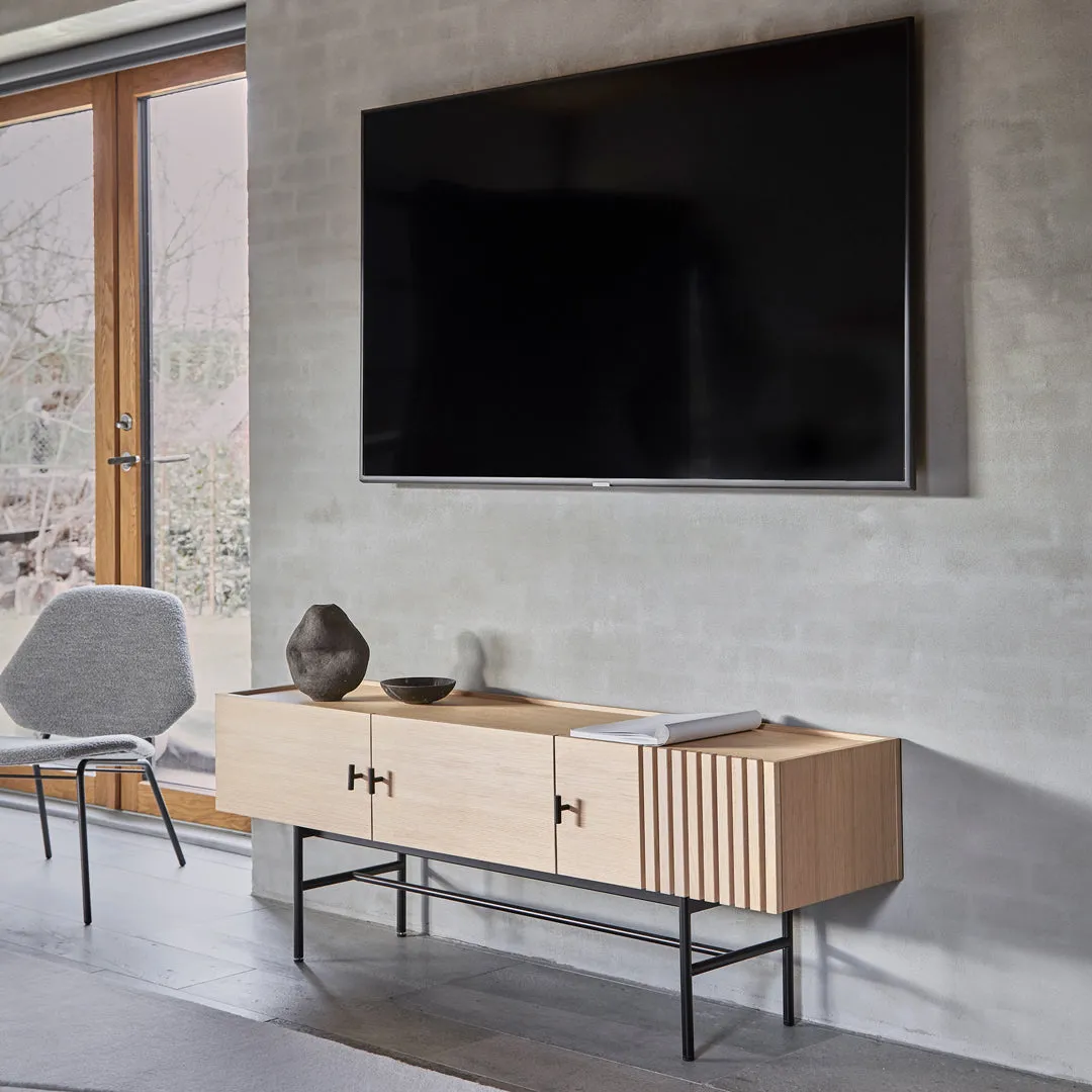 Array Sideboard