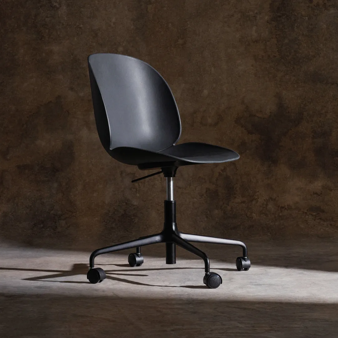 Beetle Meeting Chair - 4-Star Base w/ Casters - Height Adjustable