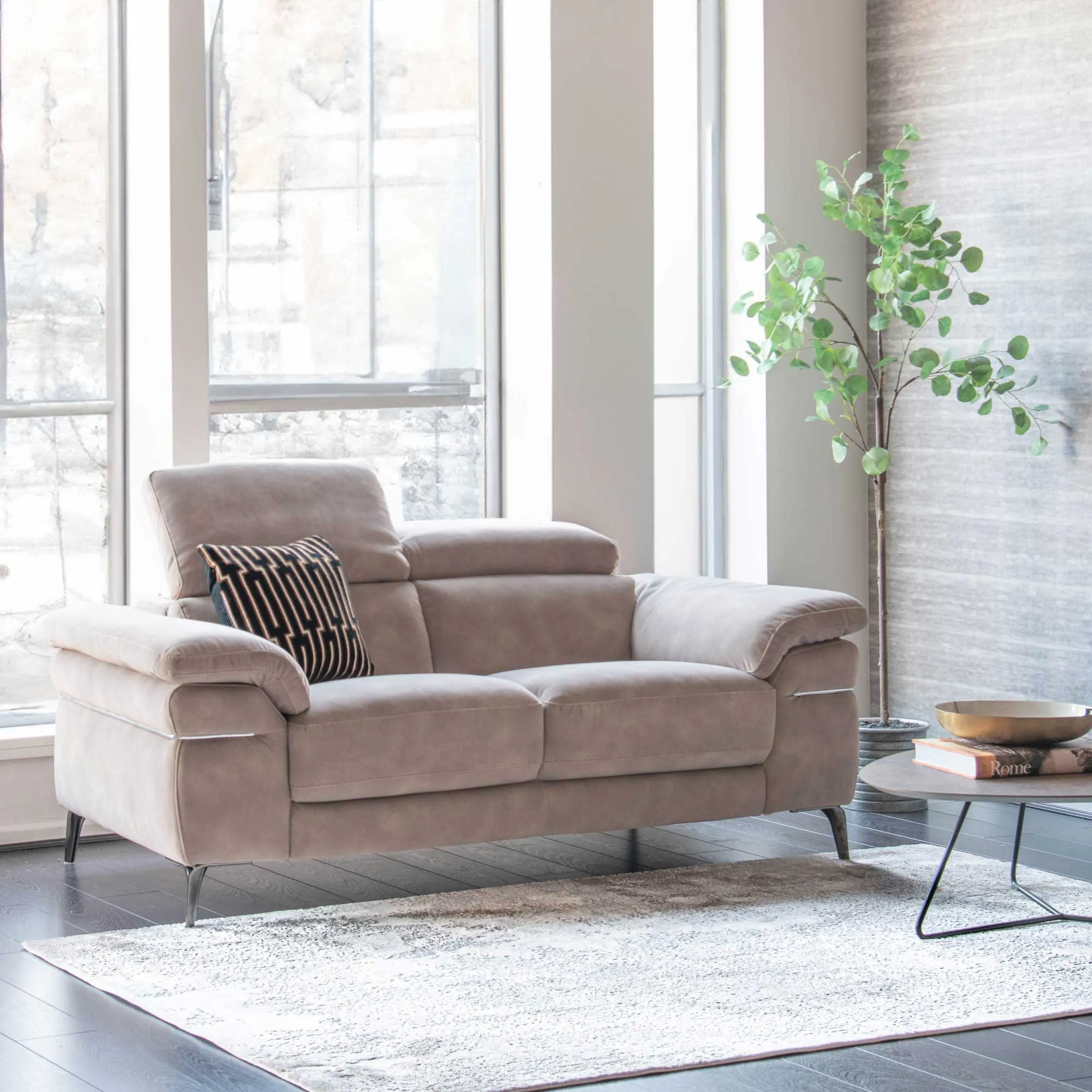 Berlinetta - 2.5 Seat Power Recliner Sofa In Fabric