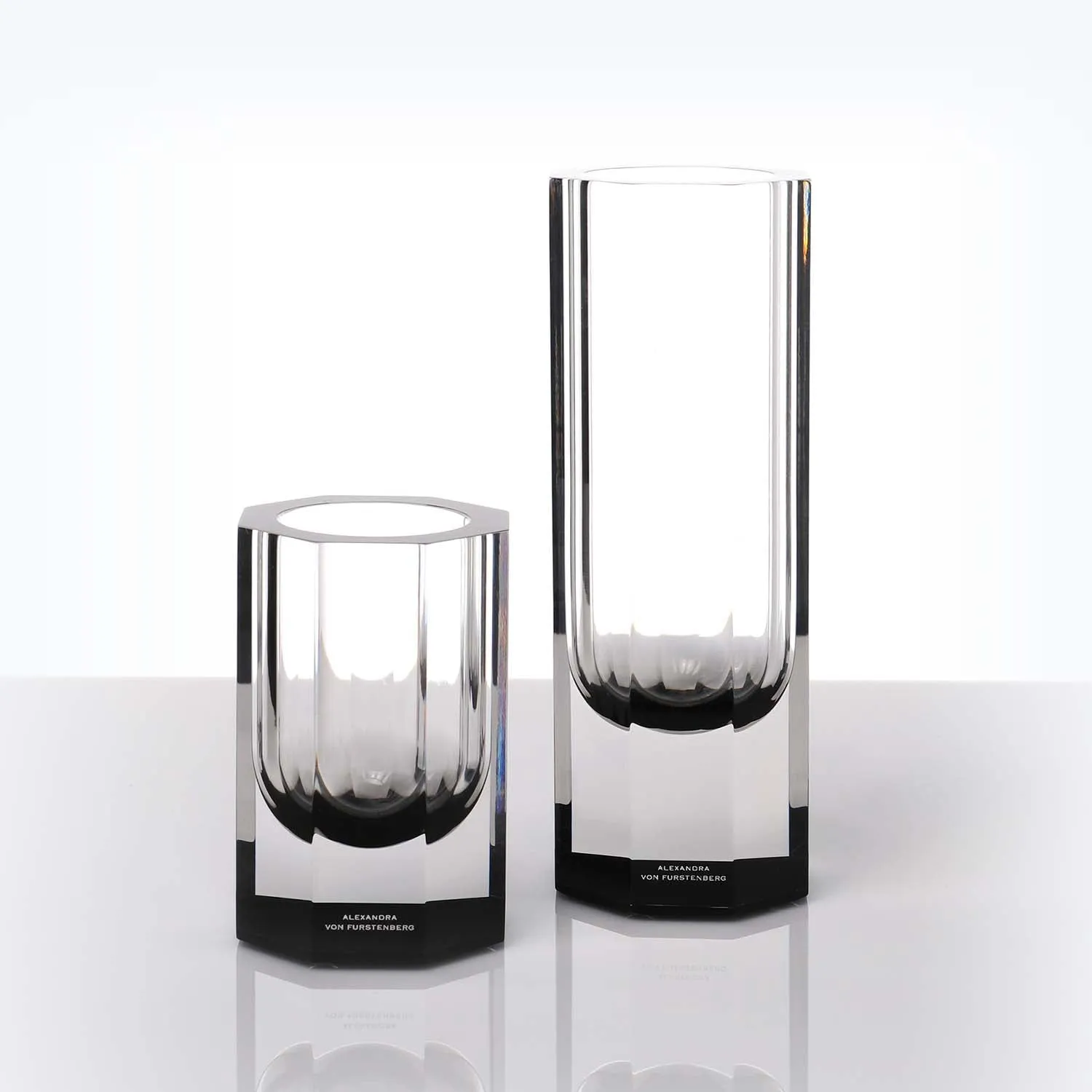 Black Bolt Vase
