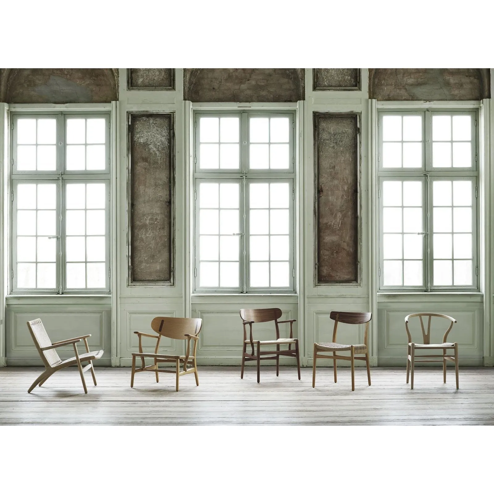 Carl Hansen Ch25 Lounge Chair, Oiled Oak/Natural
