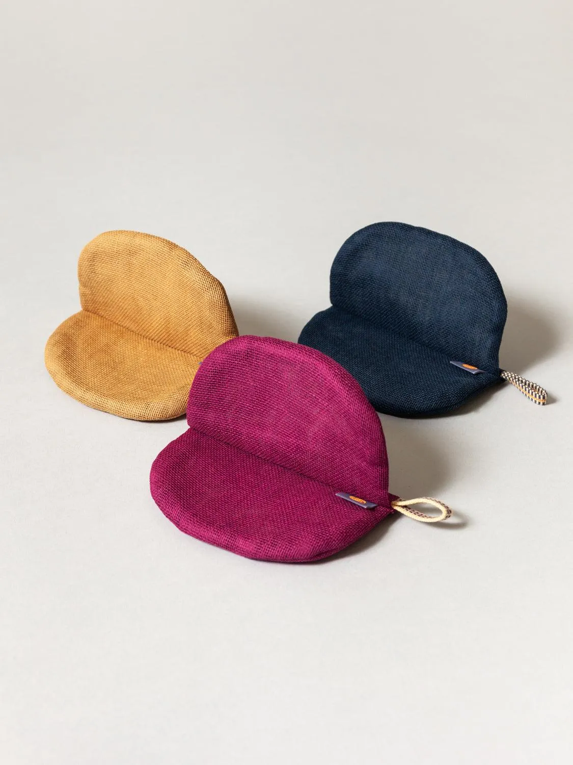 Caya Pot Holder