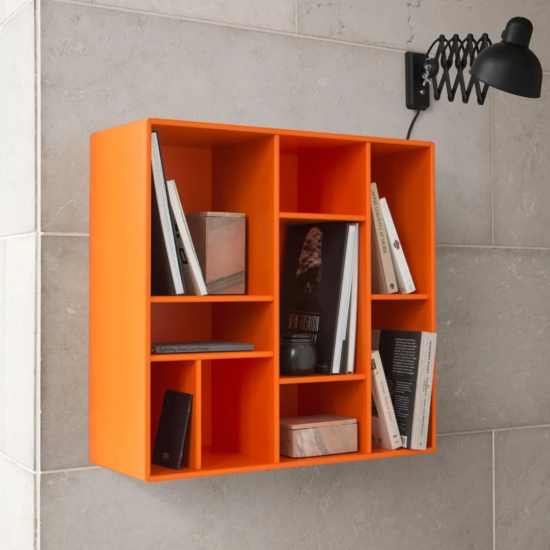 Compile Wall-Mounted Bookshelf
