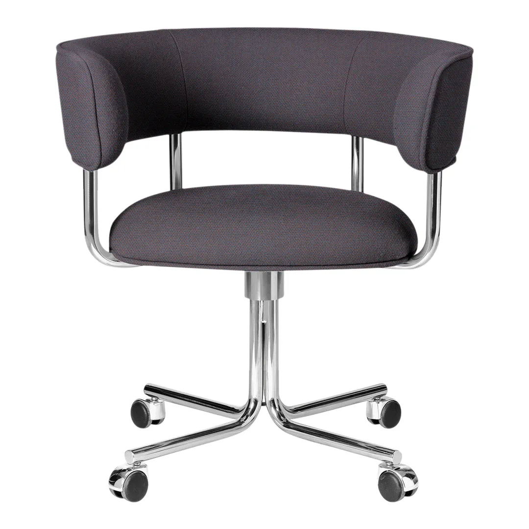 Font Swivel Dining Armchair on Wheels