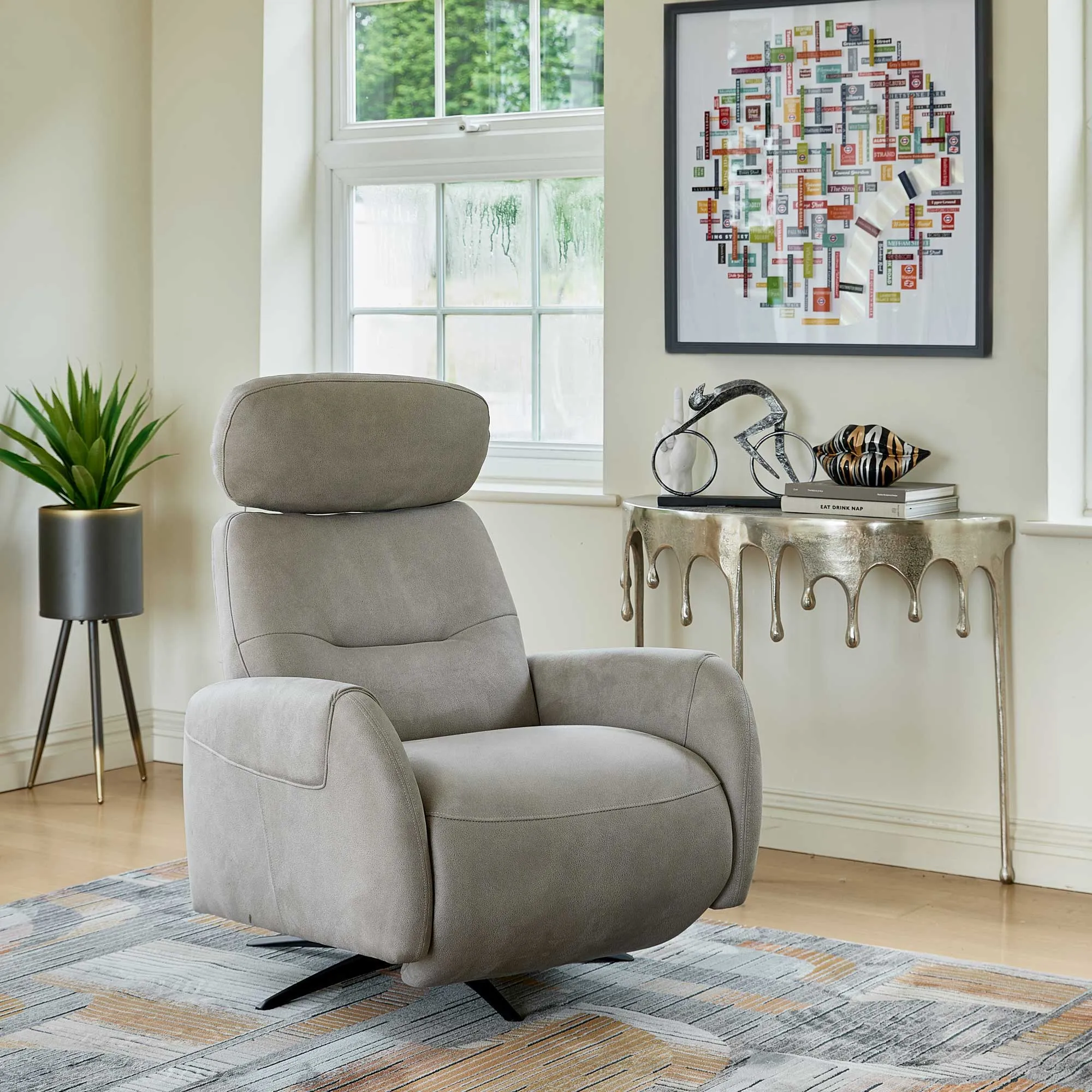Freyja - Push Back Accent Chair In Fabric