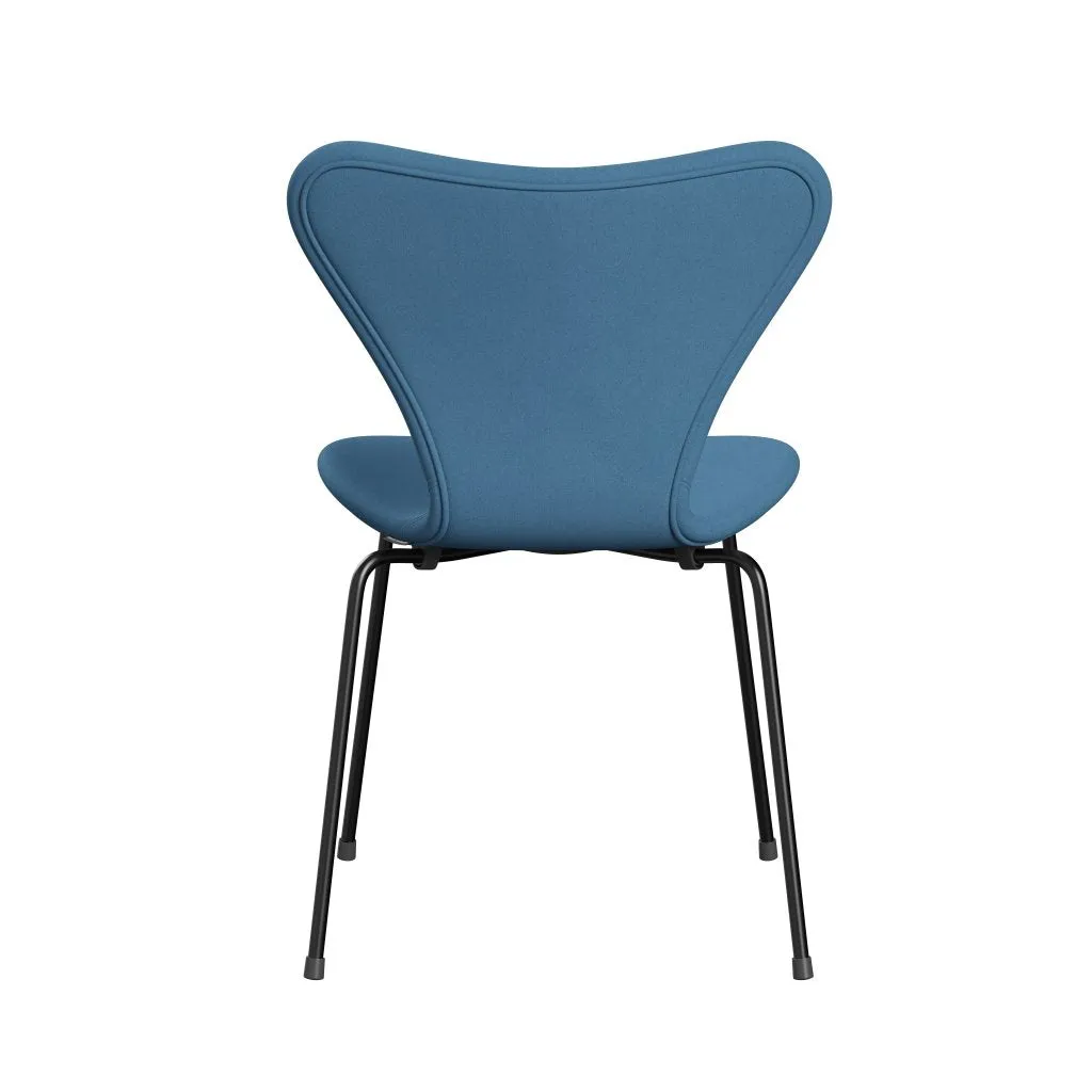 Fritz Hansen Series 7™ Chair Full Upholstery, Black/Comfort Light Blue (C01124)