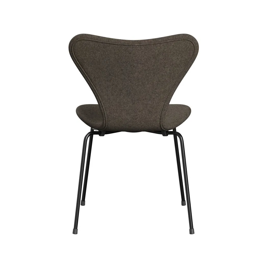 Fritz Hansen Series 7™ Chair Full Upholstery, Black/Divina Md Mole