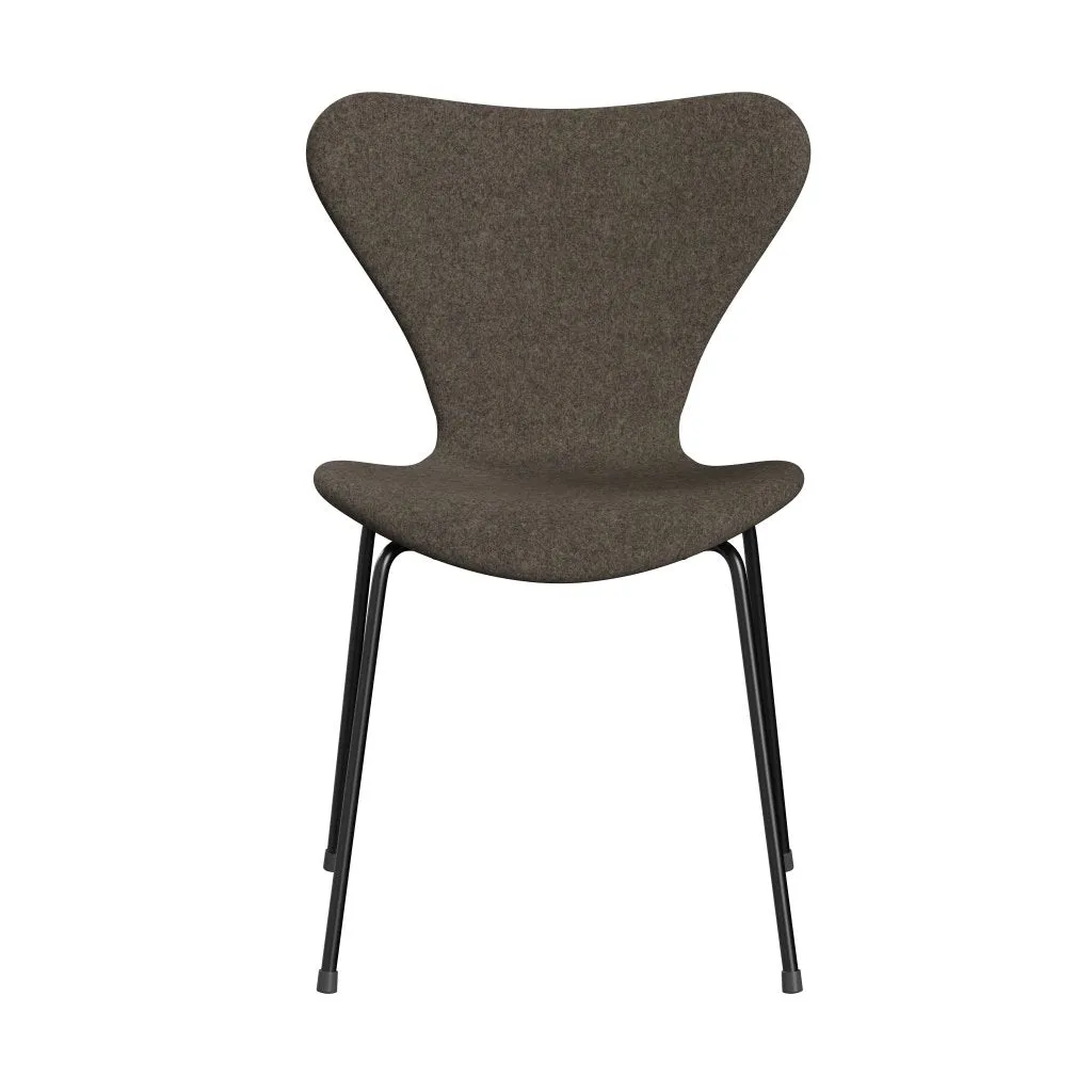 Fritz Hansen Series 7™ Chair Full Upholstery, Black/Divina Md Mole