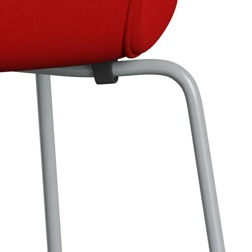 Fritz Hansen Series 7™ Chair Full Upholstery, Silver Grey/Comfort Red (C64003)