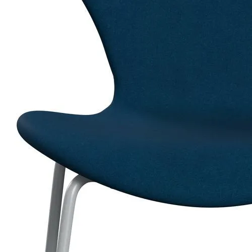 Fritz Hansen Series 7™ Chair Full Upholstery, Silver Grey/Divina Coral Green
