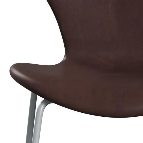 Fritz Hansen Series 7™ Chair Full Upholstery, Silver Grey/Embrace Chocolate