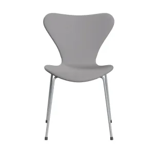 Fritz Hansen Series 7™ Chair Full Upholstery, Silver Grey/Remix Grey/Green