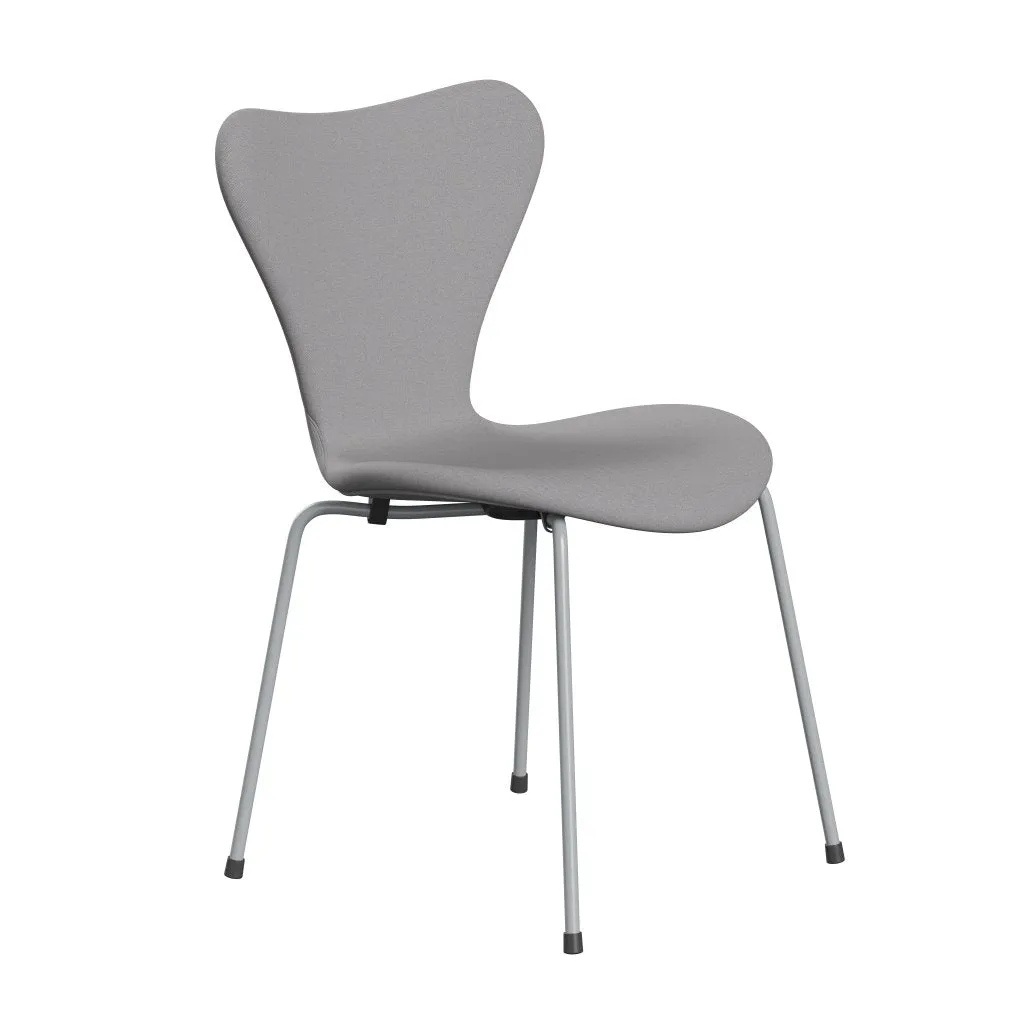 Fritz Hansen Series 7™ Chair Full Upholstery, Silver Grey/Remix Grey/Green
