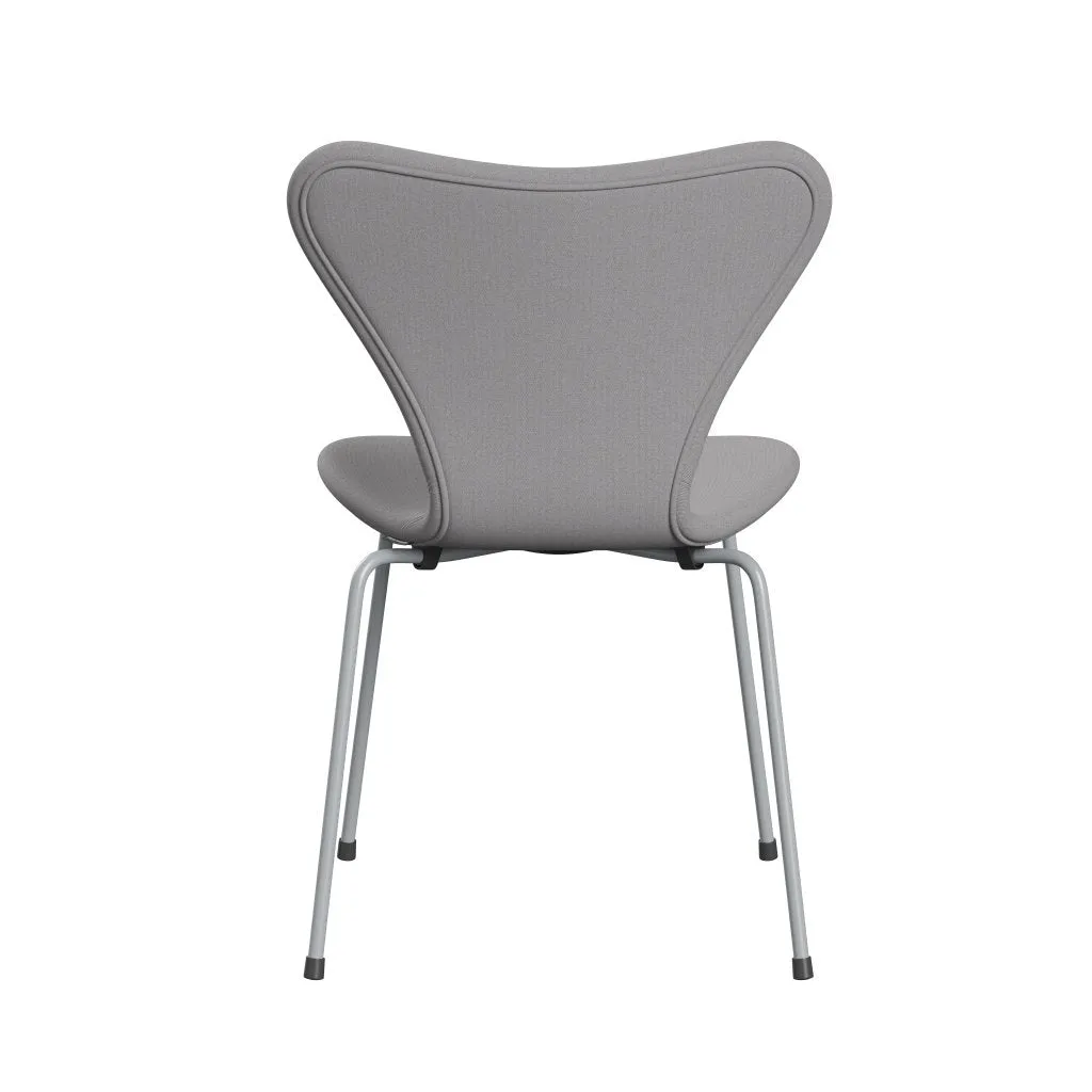 Fritz Hansen Series 7™ Chair Full Upholstery, Silver Grey/Remix Grey/Green