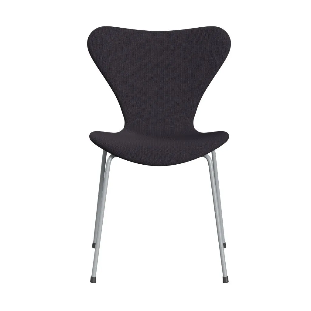 Fritz Hansen Series 7™ Chair Full Upholstery, Silver Grey/Steelcut Trio Warm Dark Blue