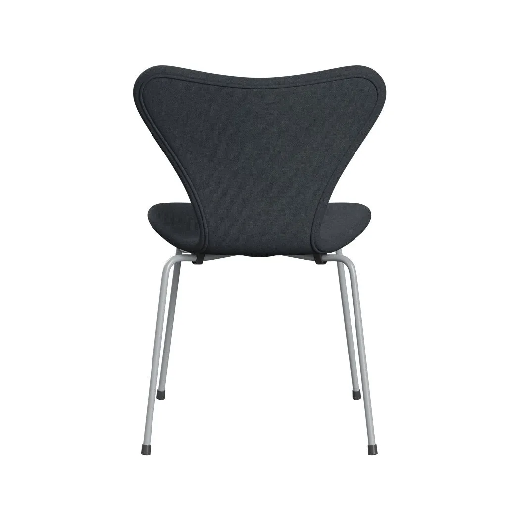 Fritz Hansen Series 7™ Chair Full Upholstery, Silver Grey/Tonus Dark Grey