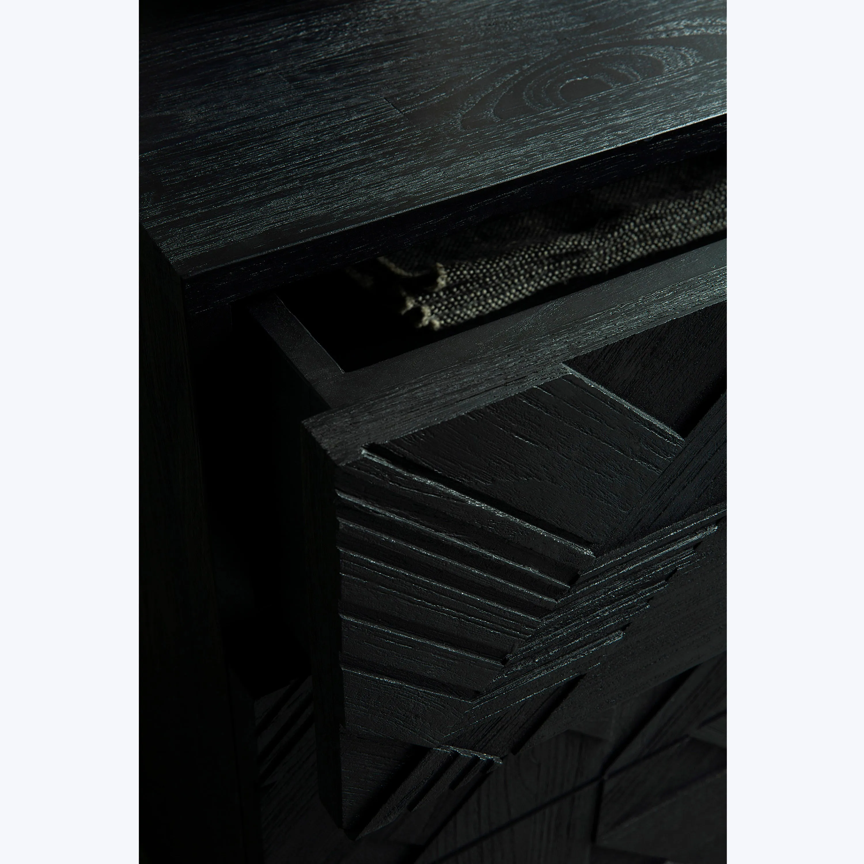 Graphic Dresser