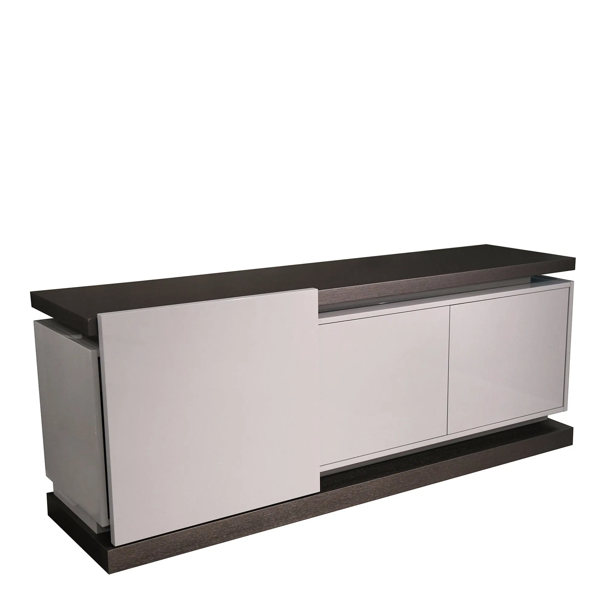 Guarda - 3 Door Sideboard In Oak Gloss Lacquer