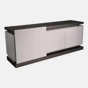 Guarda - 3 Door Sideboard In Oak Gloss Lacquer