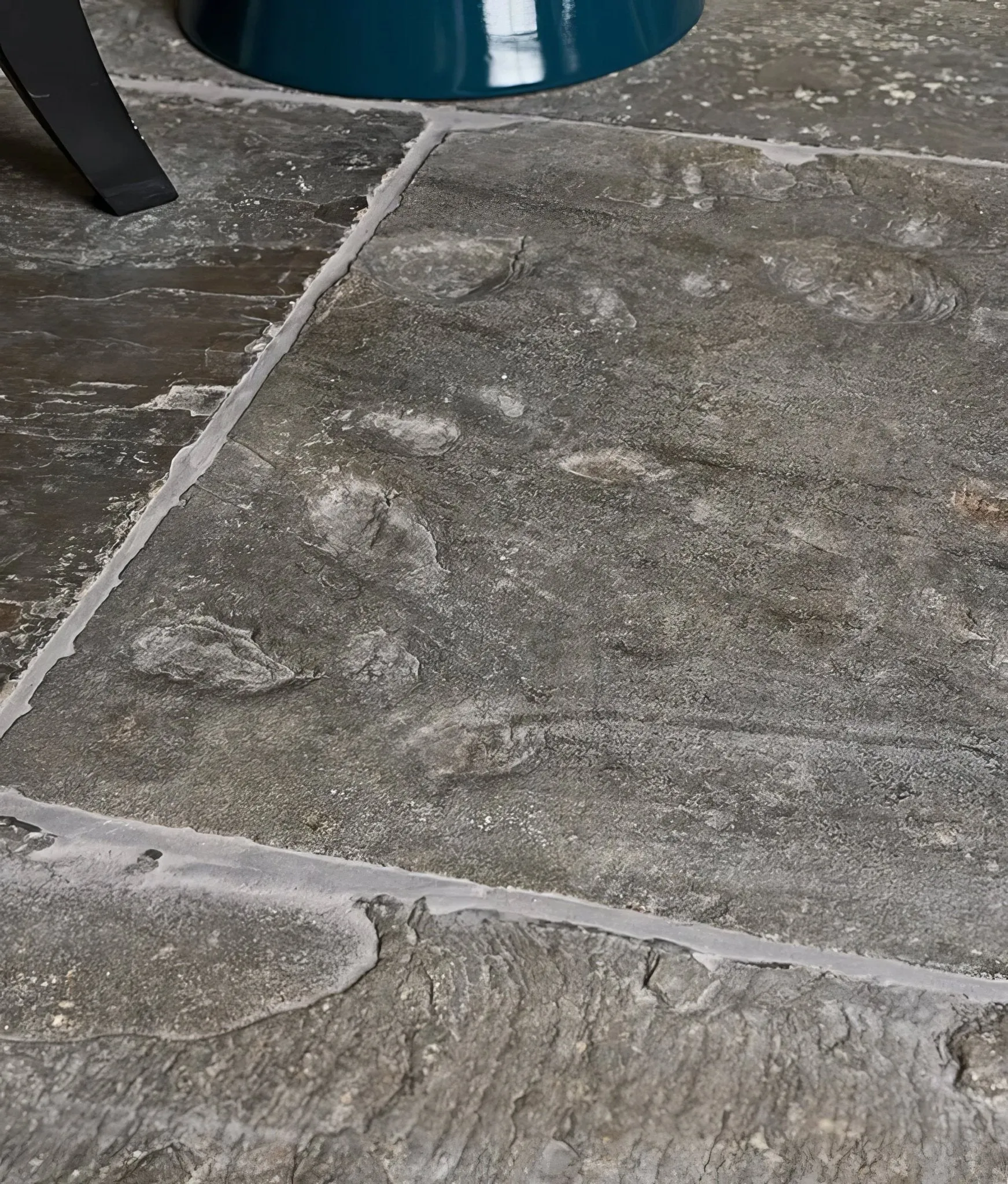 Highclere Sandstone Weathered Finish