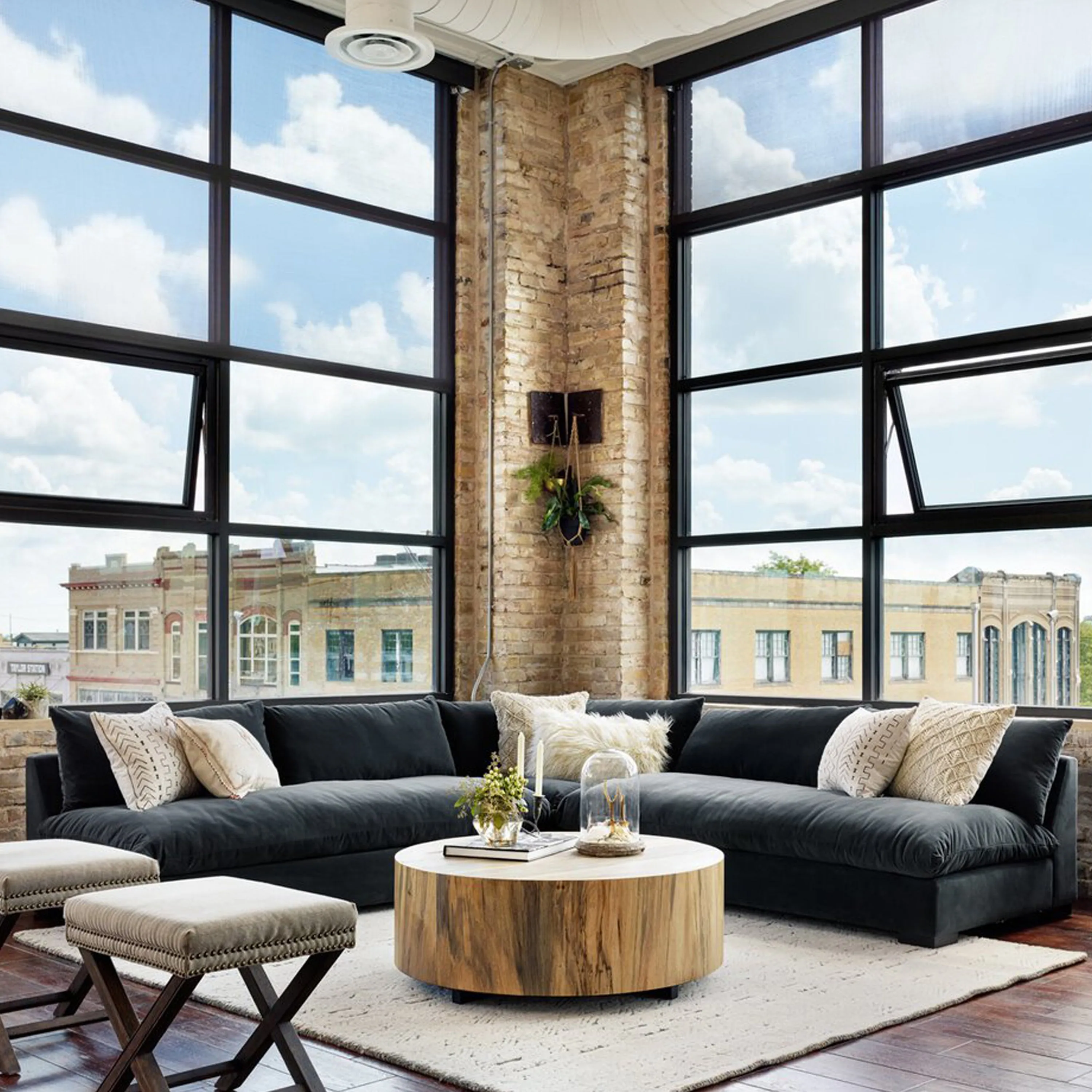 Hudson Round Coffee Table