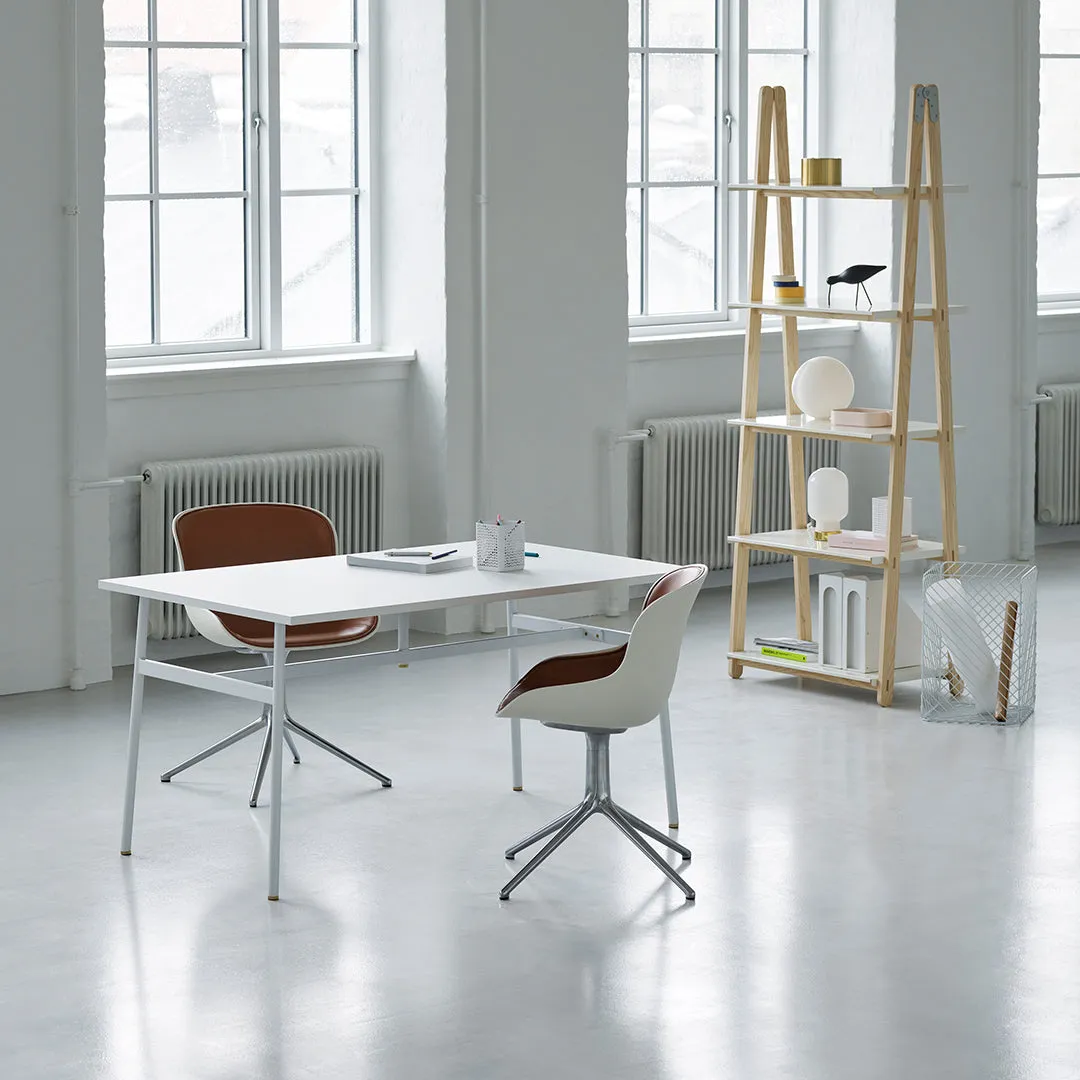 Hyg Chair - 4L Swivel Base - Front Upholstered