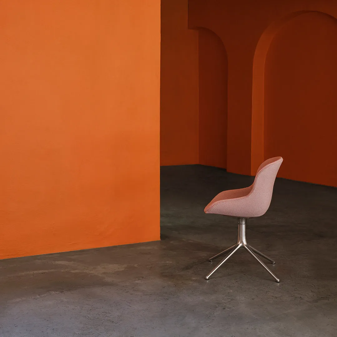 Hyg Chair - 4L Swivel Base - Fully Upholstered