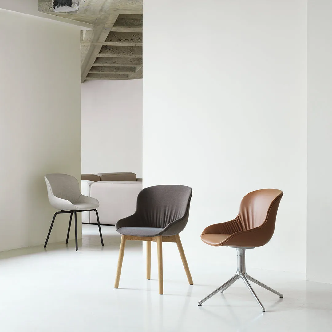 Hyg Comfort Chair - 4L Swivel Base - Fully Upholstered