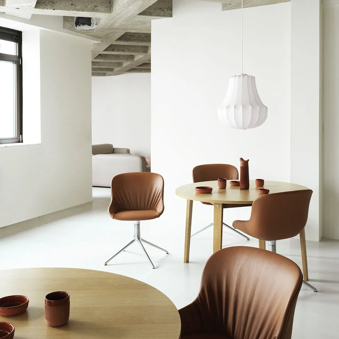 Hyg Comfort Chair - 4L Swivel Base - Fully Upholstered
