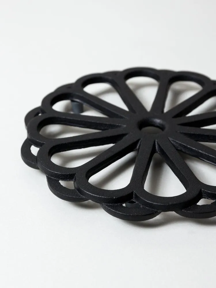 Iwachu Cast Iron Trivet - Kiku