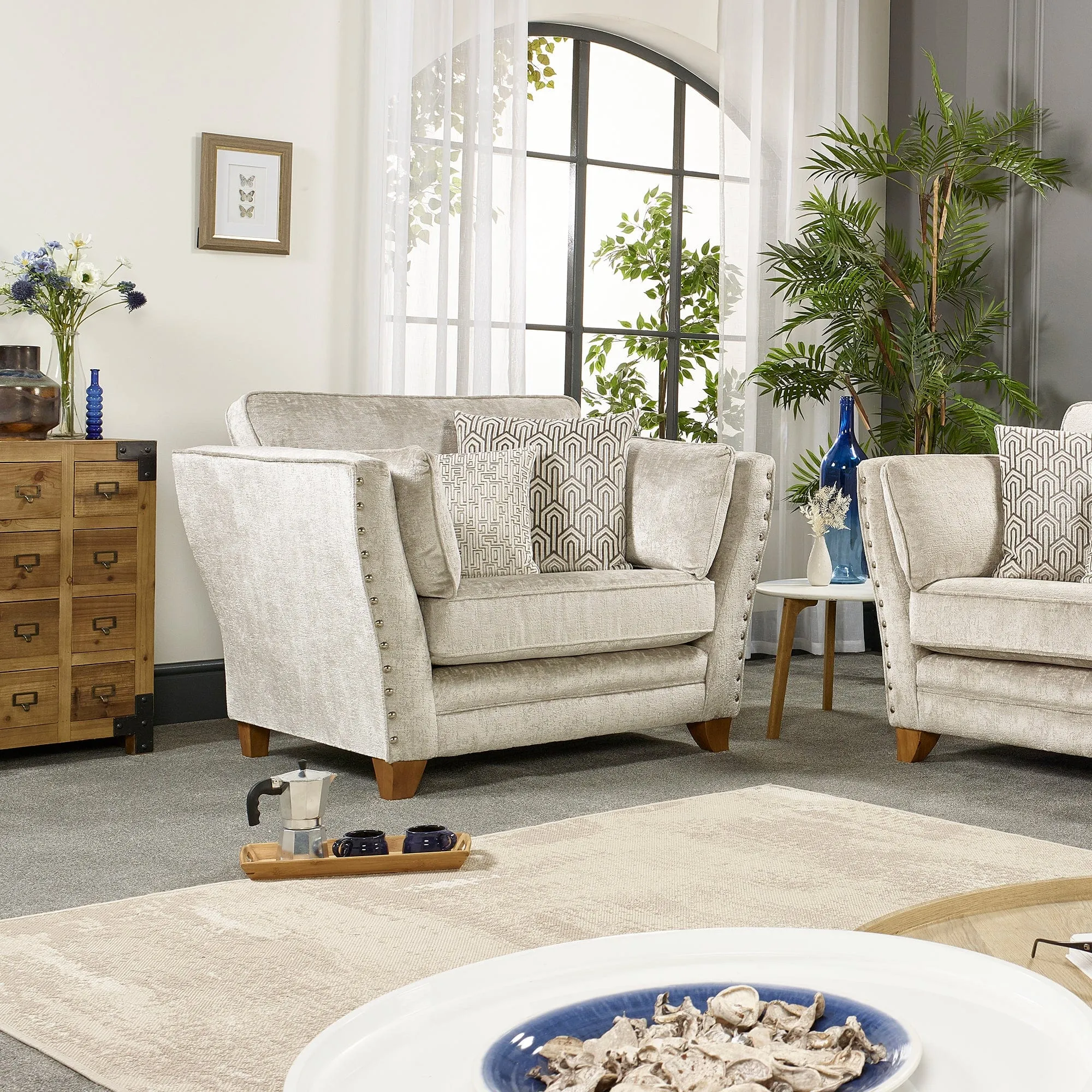 Jessica - Loveseat In Fabric