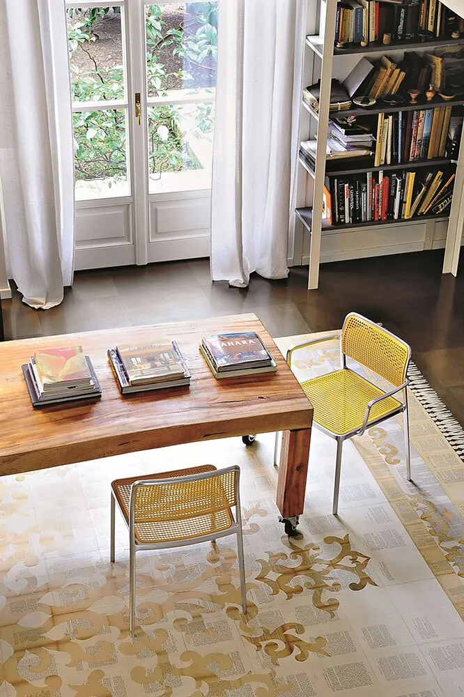 Kartell Audrey Chair, Black/White