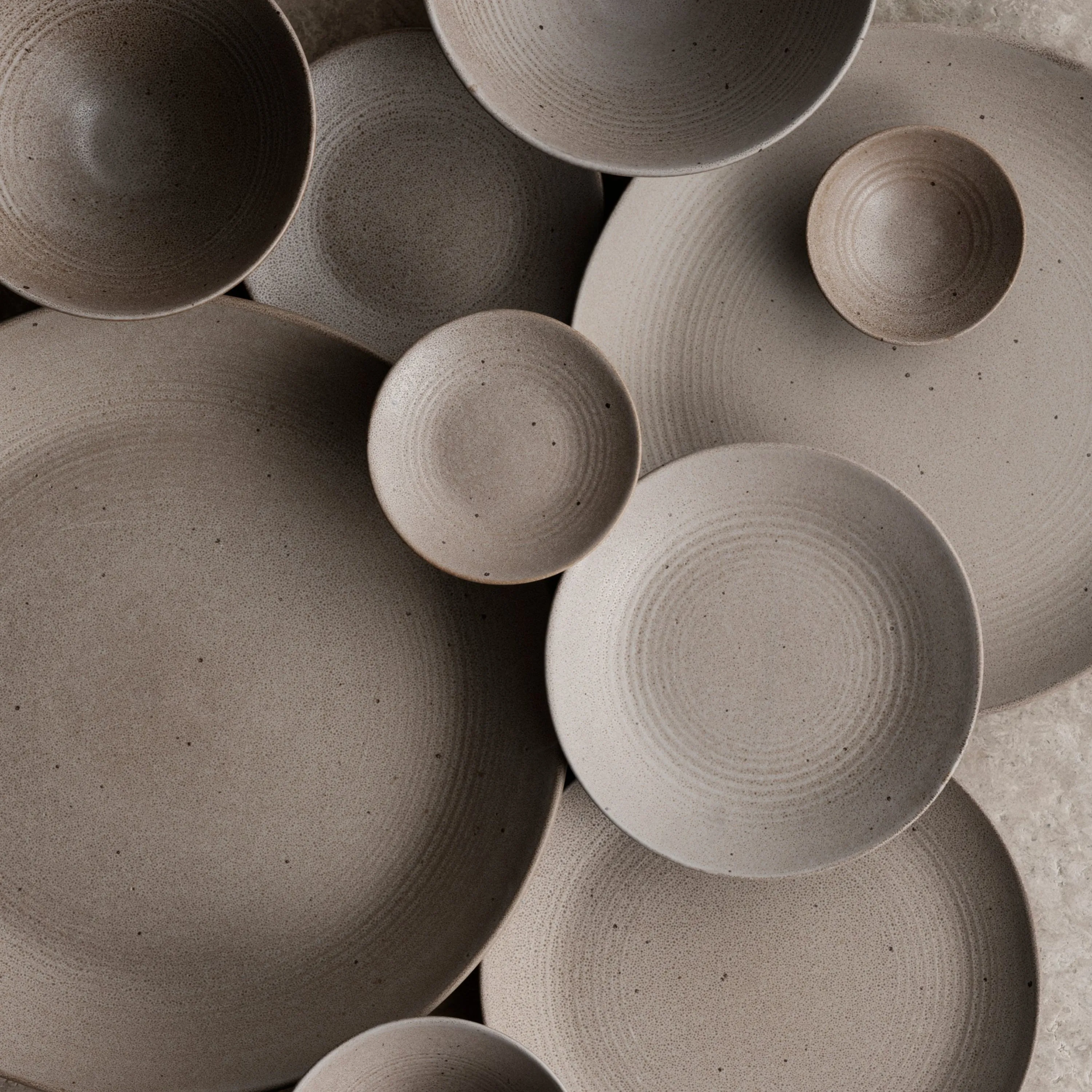 Kumi Stoneware Serving Plate