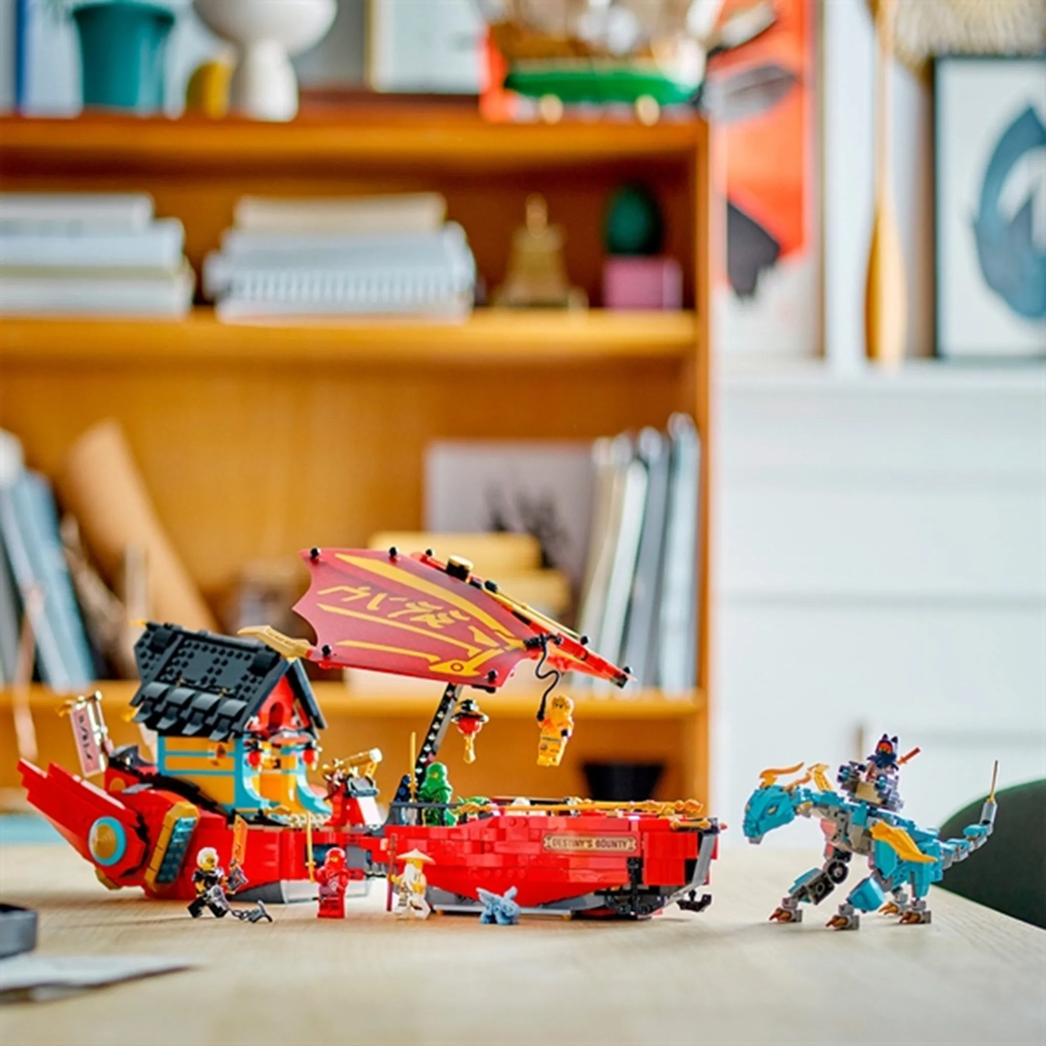 LEGO® NINJAGO® Destiny's Bounty - Race against time