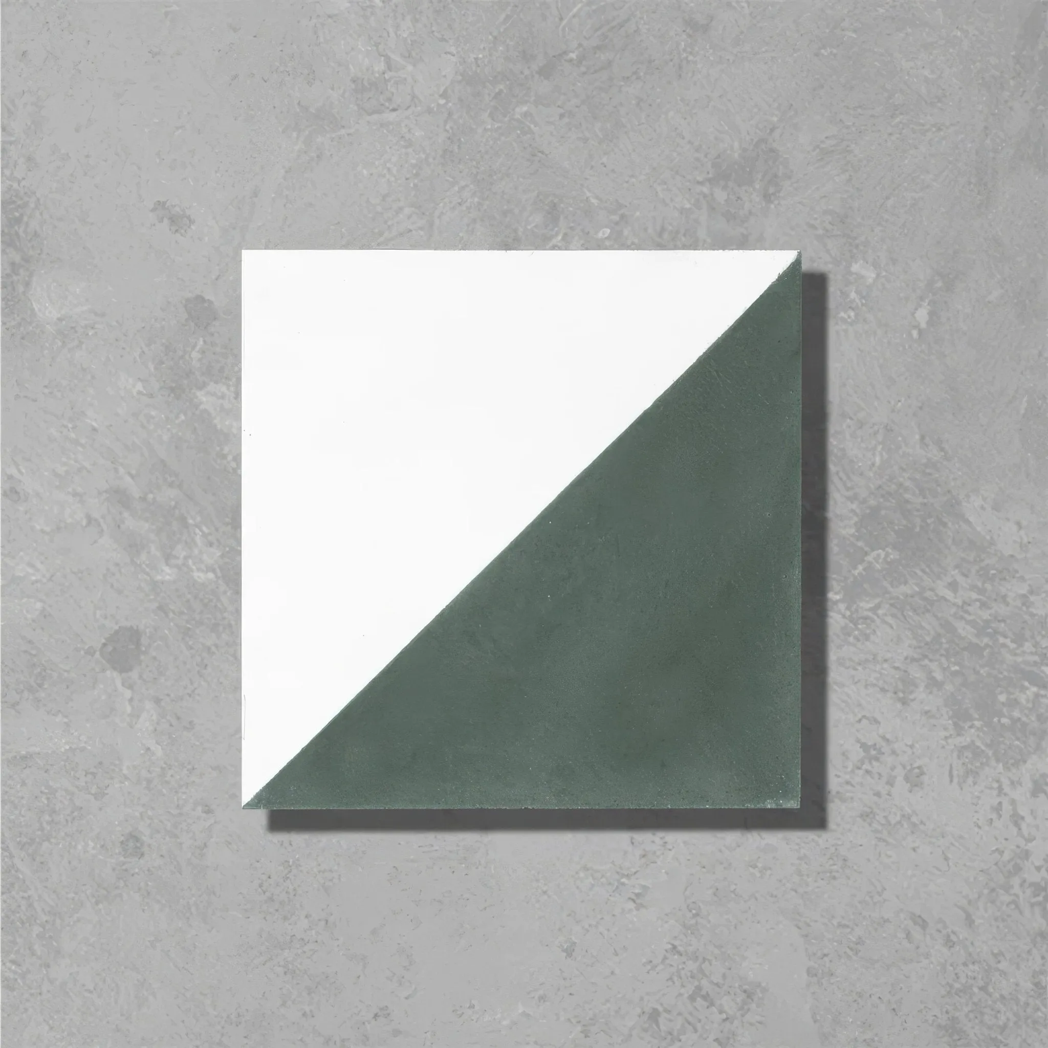 Livid Alalpardo Tile