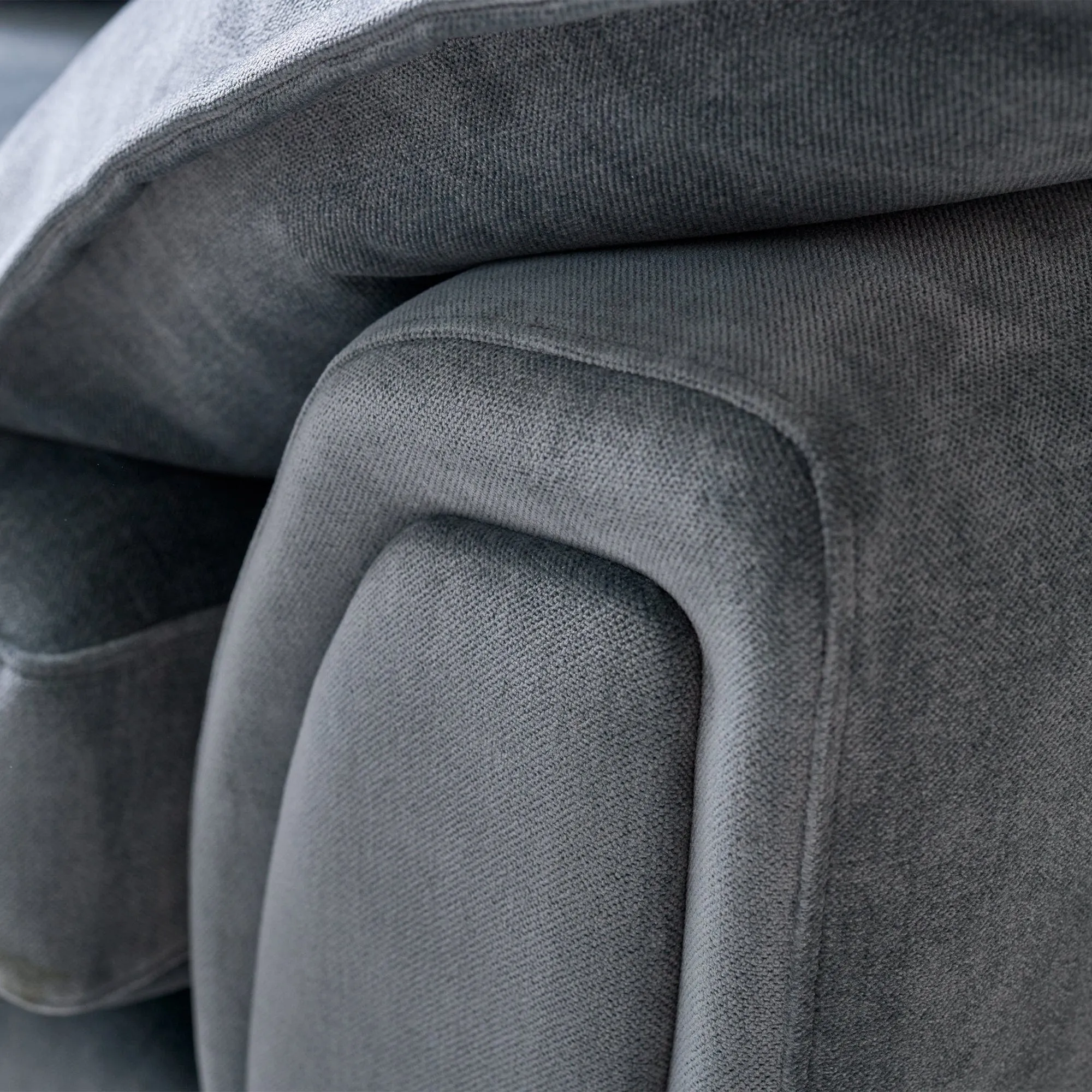 Lola - Chair In Fabric