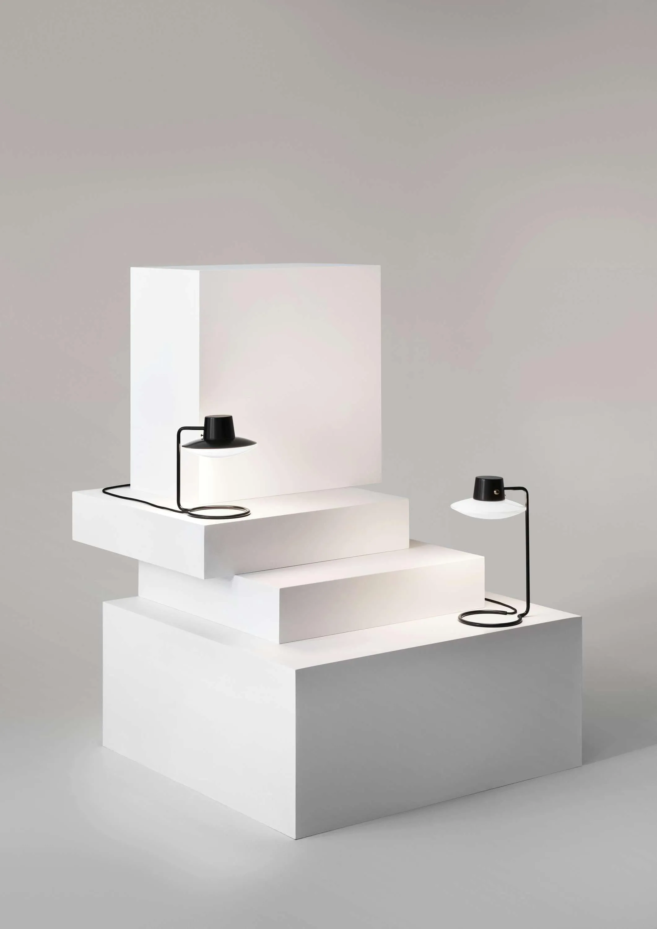 Louis Poulsen Aj Oxford Table Lamp Opal Glass ø 41 Cm