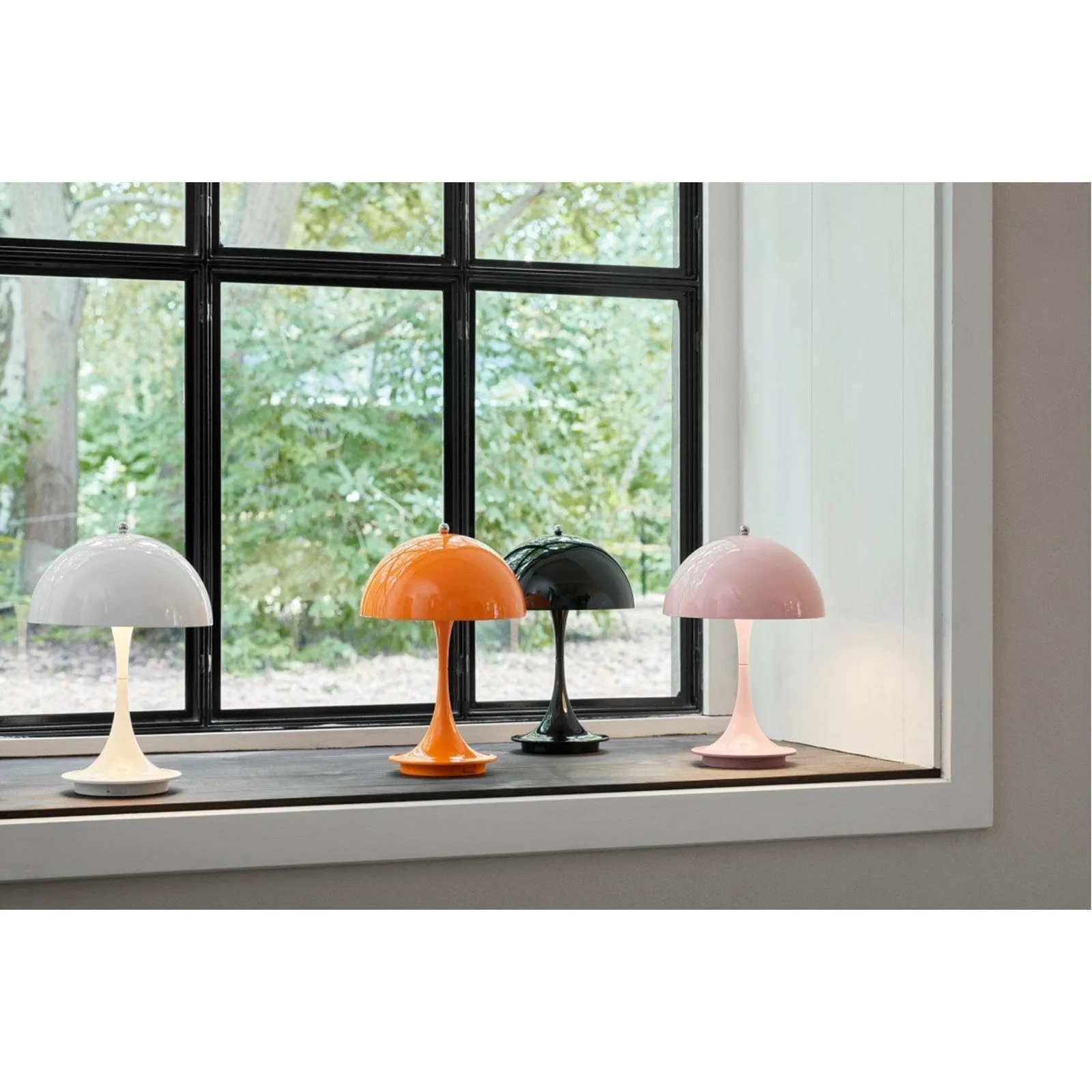 Louis Poulsen Panthella 160 Portable Table Lamp Led 27 K V2, Coral