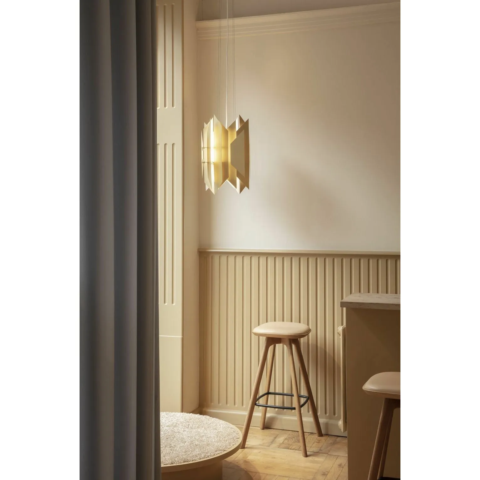 Lyfa Divan Pendant 24,5 Cm, Brass