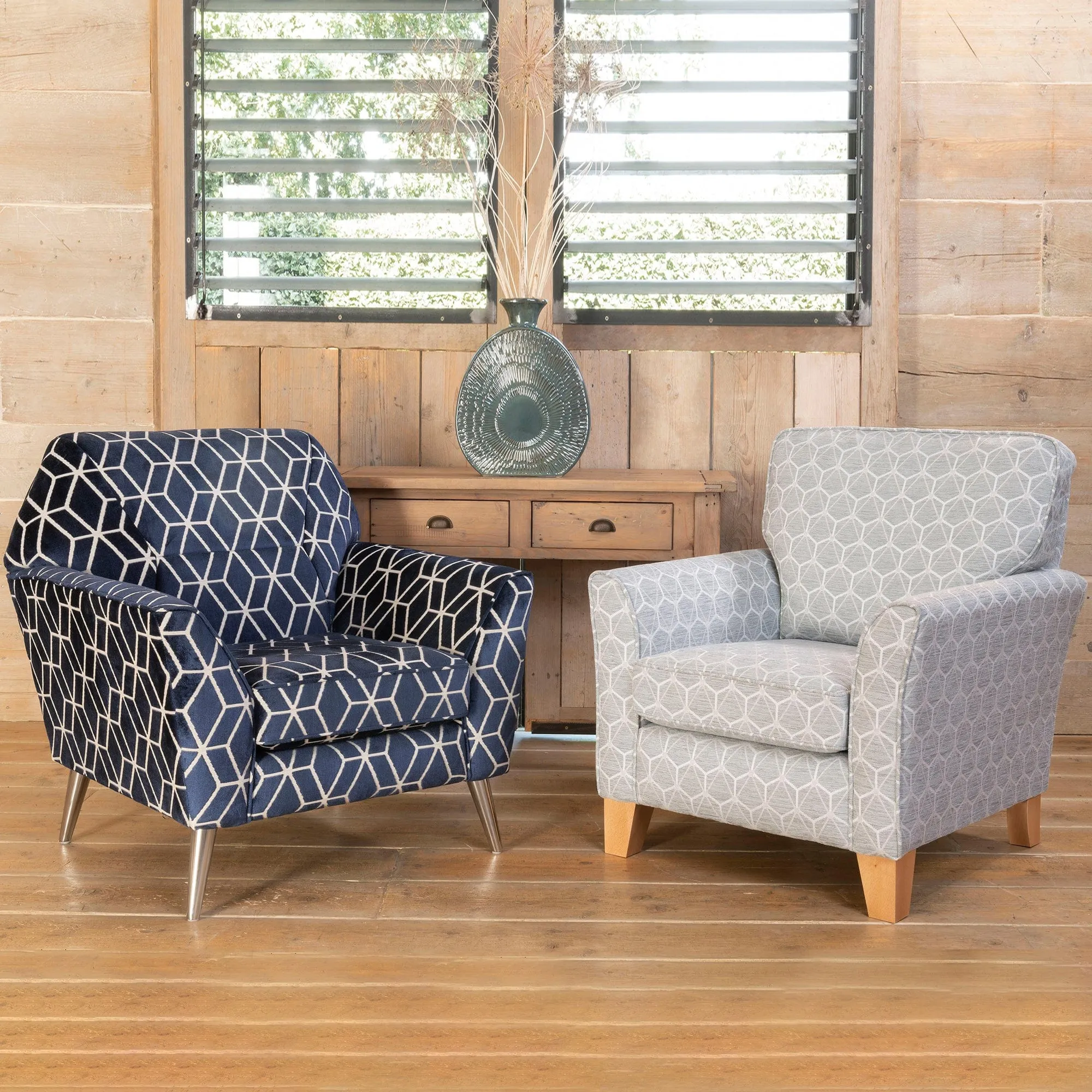 Mabel - Accent Chair In Fabric