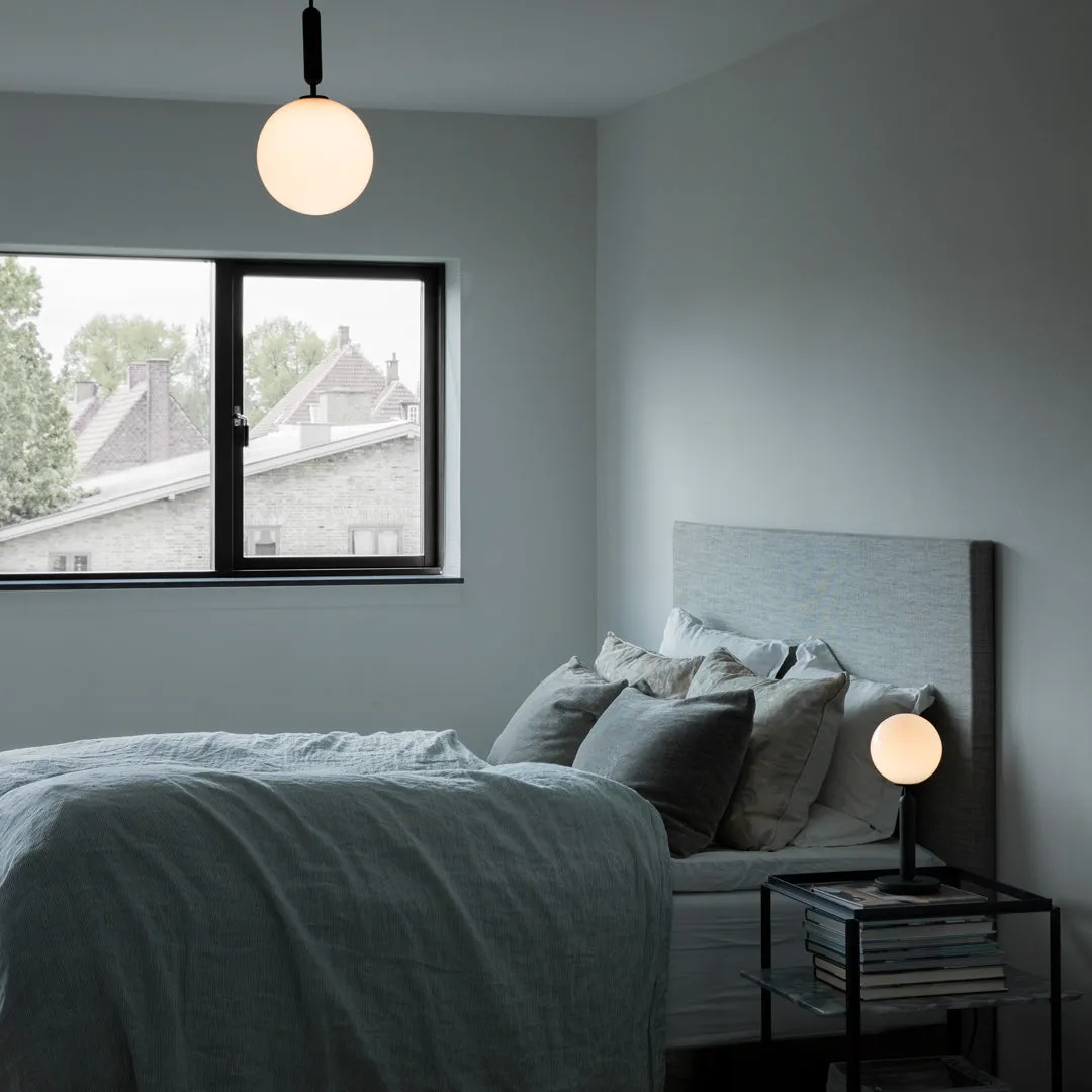 Miira Table Lamp