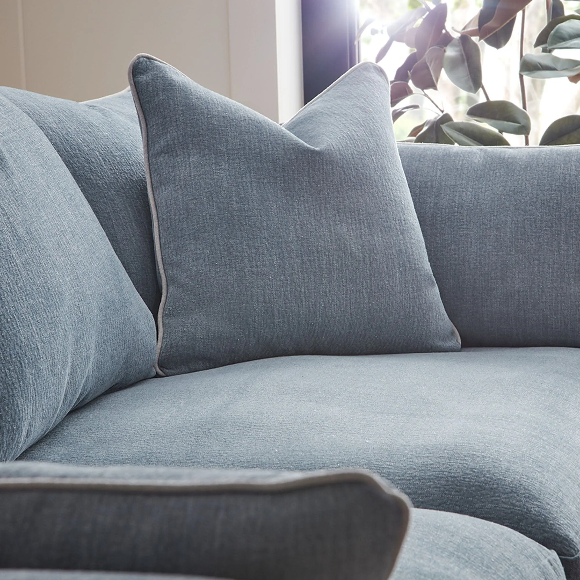 Monte Carlo - Extra Large Split Sofa In Fabric