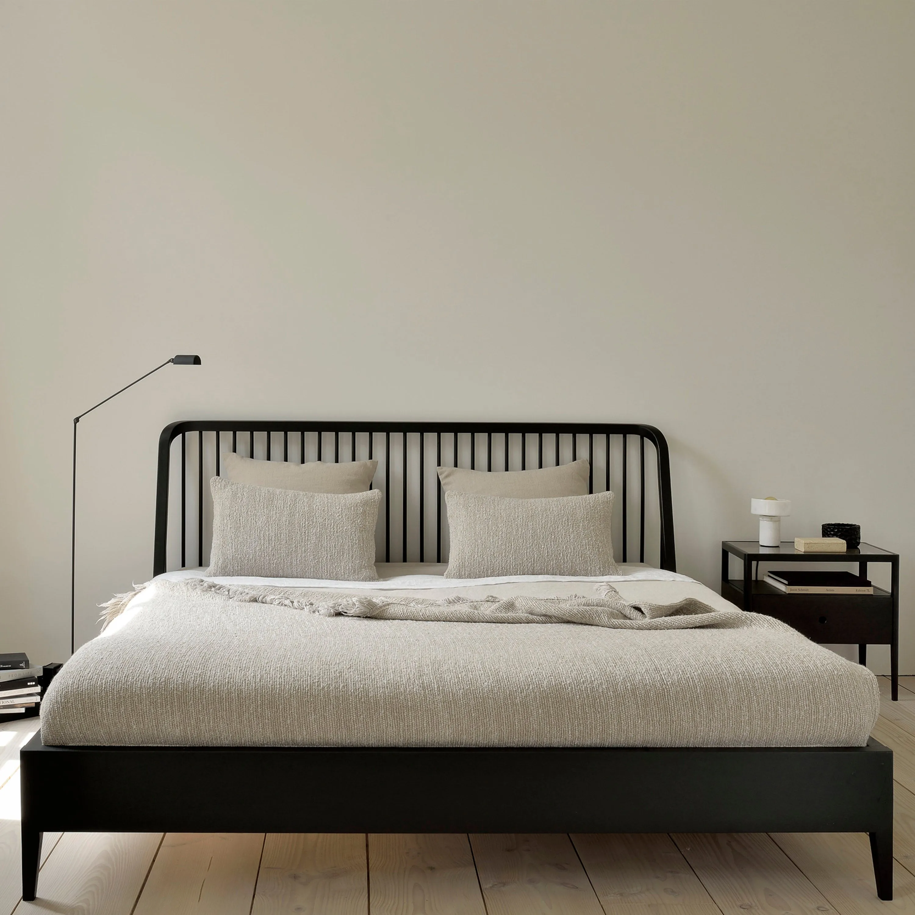 Oak Spindle Bed