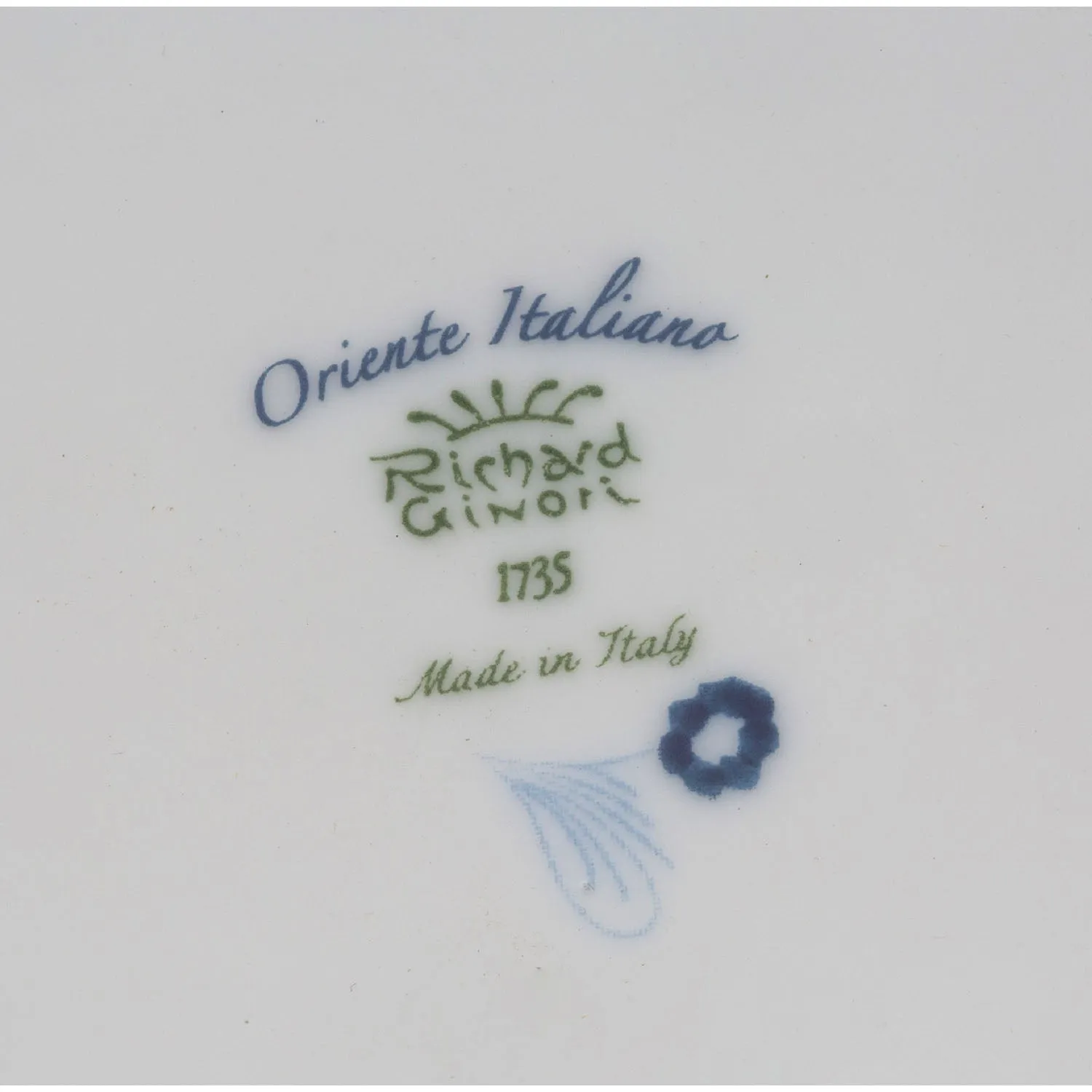 Oriente Round Box with Cover