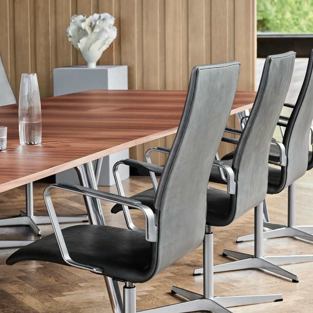 Oxford Medium Back Armchair - 4 Star Base & Return